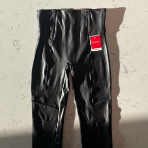 SPANX Hip Zip leggings